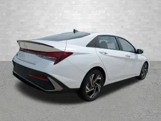 Hyundai ELANTRA 2025 SEL Sport 4 puertas Sedan