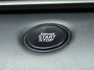 Hyundai ELANTRA 2025 SEL Sport 4 puertas Sedan