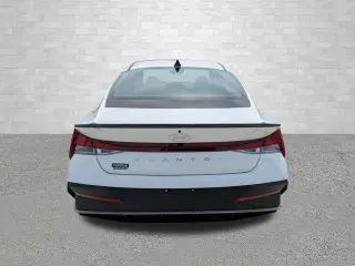 Hyundai ELANTRA 2025 SEL Sport 4 puertas Sedan