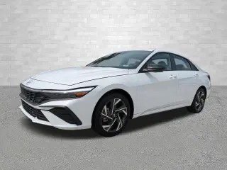 Hyundai ELANTRA 2025 SEL Sport 4 puertas Sedan