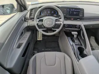 Hyundai ELANTRA 2026 SEL Sport 4 puertas Sedan