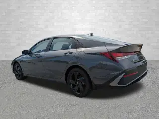 Hyundai ELANTRA 2026 SEL Sport 4 puertas Sedan