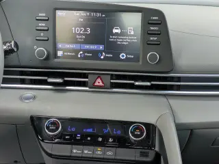 Hyundai ELANTRA 2025 SEL Sport 4 puertas Sedan