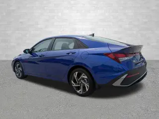 Hyundai ELANTRA 2025 SEL Sport 4 puertas Sedan