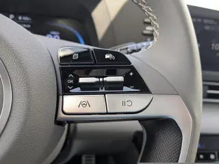 Hyundai ELANTRA 2025 SEL Sport 4 puertas Sedan
