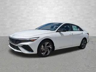 Hyundai ELANTRA 2025 SEL Sport 4 puertas Sedan