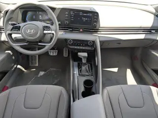 Hyundai ELANTRA 2025 SEL Sport 4 puertas Sedan
