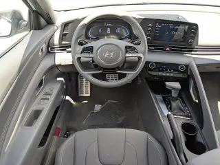Hyundai ELANTRA 2025 SEL Sport 4 puertas Sedan