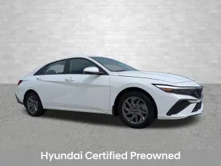 Hyundai ELANTRA Híbrido 2024 Azul 4 puertas Sedan