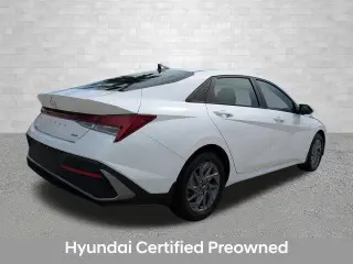 Hyundai ELANTRA Híbrido 2024 Azul 4 puertas Sedan