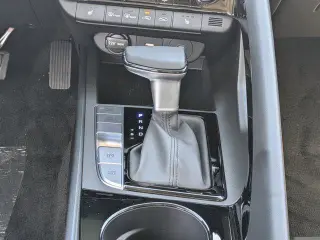 Hyundai ELANTRA 2025 SEL Conveniencia 4 puertas Sedan