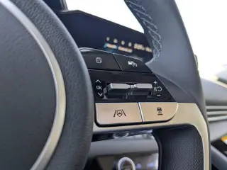 Hyundai ELANTRA 2025 SEL Conveniencia 4 puertas Sedan