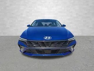 Hyundai ELANTRA 2025 SEL Conveniencia 4 puertas Sedan