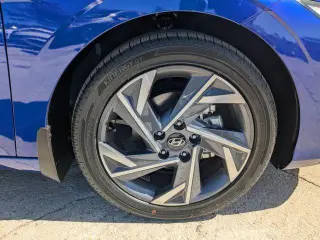 Hyundai ELANTRA 2025 SEL Conveniencia 4 puertas Sedan