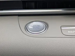 Hyundai ELANTRA 2025 SEL Conveniencia 4 puertas Sedan