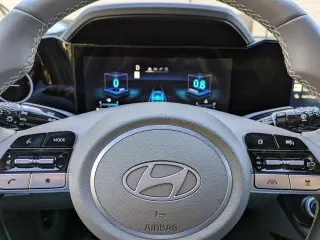 Hyundai ELANTRA 2025 SEL Conveniencia 4 puertas Sedan