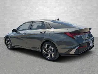 Hyundai ELANTRA 2025 SEL Conveniencia 4 puertas Sedan