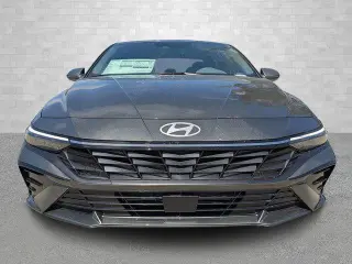 Hyundai ELANTRA 2025 SEL Conveniencia 4 puertas Sedan