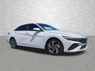 Hyundai ELANTRA 2025 SEL Conveniencia 4 puertas Sedan