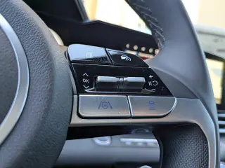 Hyundai ELANTRA 2025 SEL Conveniencia 4 puertas Sedan