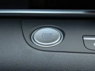 Hyundai ELANTRA 2025 SEL Conveniencia 4 puertas Sedan