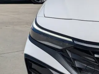Hyundai ELANTRA 2025 SEL Conveniencia 4 puertas Sedan