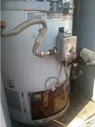 Técnico en calentado de agua