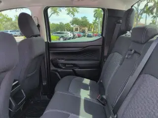 Ford Ranger 2024 4x2 XL 4 puertas SuperCrew con caja de 5.0 pies