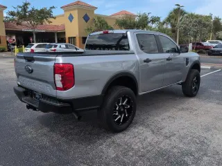 Ford Ranger 2024 4x2 XL 4 puertas SuperCrew con caja de 5.0 pies