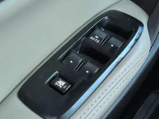 Ford Ranger 2019 4x2 Lariat 4 puertas SuperCrew con caja de 5.1 pies