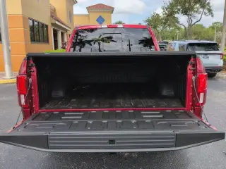 Ford F-150 2018 4x4 Lariat 4 puertas SuperCrew 5.5 pies. SB