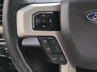 Ford F-150 2018 4x4 Lariat 4 puertas SuperCrew 5.5 pies. SB