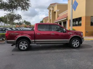Ford F-150 2018 4x4 Lariat 4 puertas SuperCrew 5.5 pies. SB