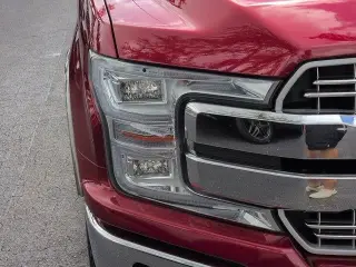 Ford F-150 2018 4x4 Lariat 4 puertas SuperCrew 5.5 pies. SB