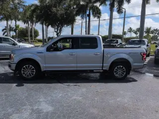 Ford F-150 2020 4x2 XLT 4 puertas SuperCrew 5.5 pies. SB