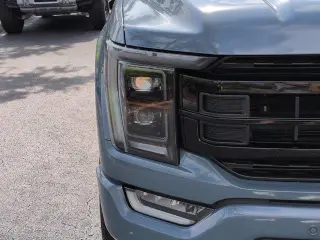 Ford F-150 2023 4x4 Platinum 4 puertas SuperCrew 6.5 pies. SB
