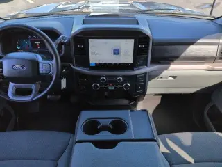 Ford F-150 2025 4x4 XLT 4 puertas SuperCrew 6.5 pies. SB
