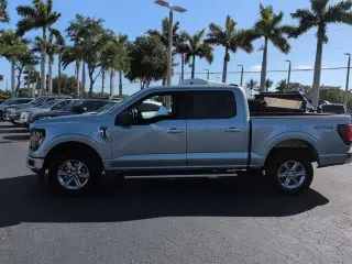 Ford F-150 2025 4x4 XLT 4 puertas SuperCrew 6.5 pies. SB