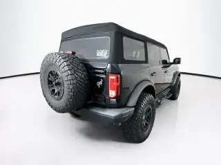 Ford Bronco 2024 4x4 Black Diamond 4 puertas SUV