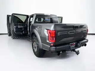 Ford F-150 2019 4x4 Raptor 4 puertas SuperCrew 5.5 pies. SB