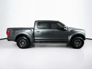 Ford F-150 2019 4x4 Raptor 4 puertas SuperCrew 5.5 pies. SB
