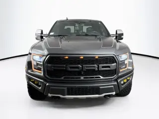 Ford F-150 2019 4x4 Raptor 4 puertas SuperCrew 5.5 pies. SB