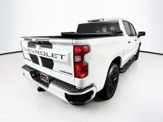 Chevrolet Silverado 1500 2024 4x2 Custom 4 puertas Crew Cab 5.8 pies. SB