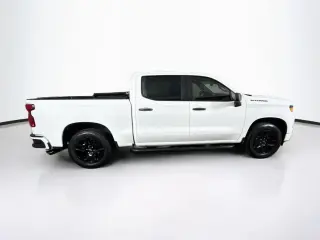 Chevrolet Silverado 1500 2024 4x2 Custom 4 puertas Crew Cab 5.8 pies. SB