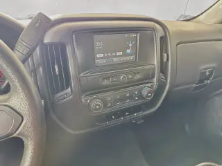 Chevrolet Silverado 1500 2018 4x2 Work Truck 4 puertas Cabina Doble 6.5 pies. SB
