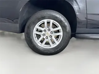 Chevrolet Suburban 2024 4x2 LS 4 puertas SUV