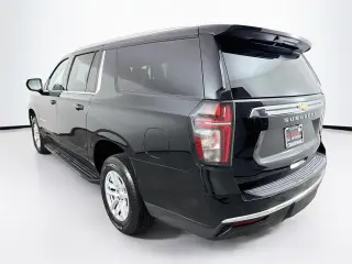 Chevrolet Suburban 2024 4x2 LS 4 puertas SUV