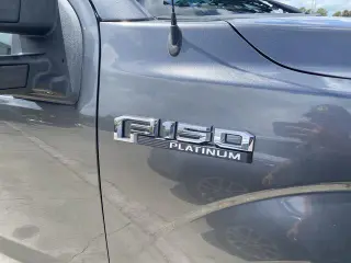 Ford F-150 2018 4x4 Platinum 4 puertas SuperCrew 5.5 pies. SB