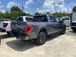 Ford F-150 2023 4x4 XLT 4 puertas SuperCrew 5.5 pies SB