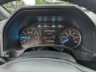 Ford F-150 2019 4x4 XLT 4 puertas SuperCrew 5.5 pies. SB